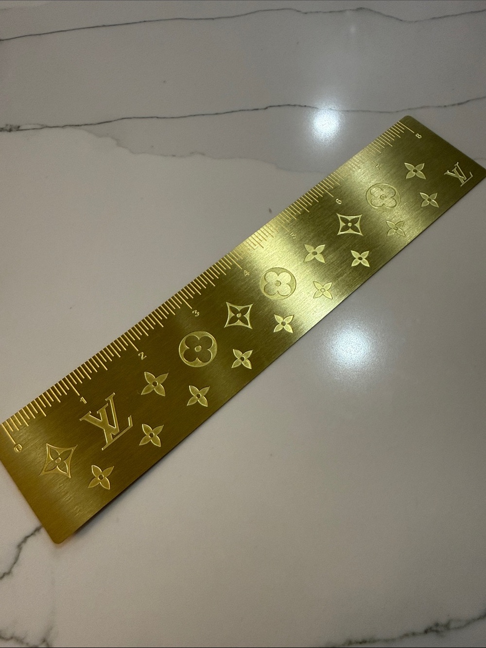 Gold Metal Fashion Ruler
